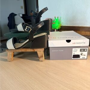 Liz Claiborne Fair Black and Cream Wedge Sandals